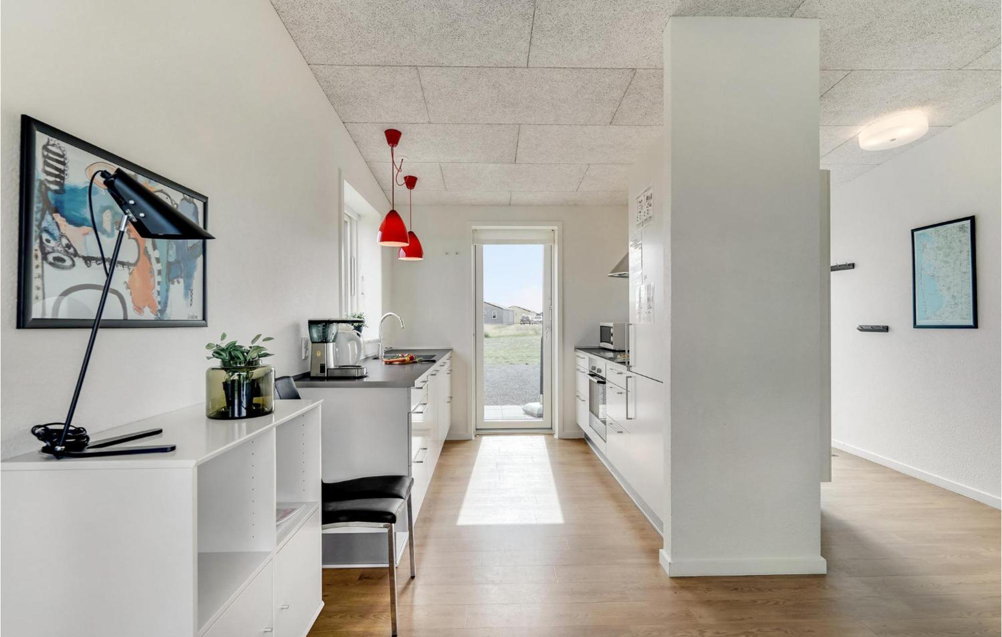 Gorgeous Home In Ringkobing With House A Panoramic View Søndervig Exteriör bild