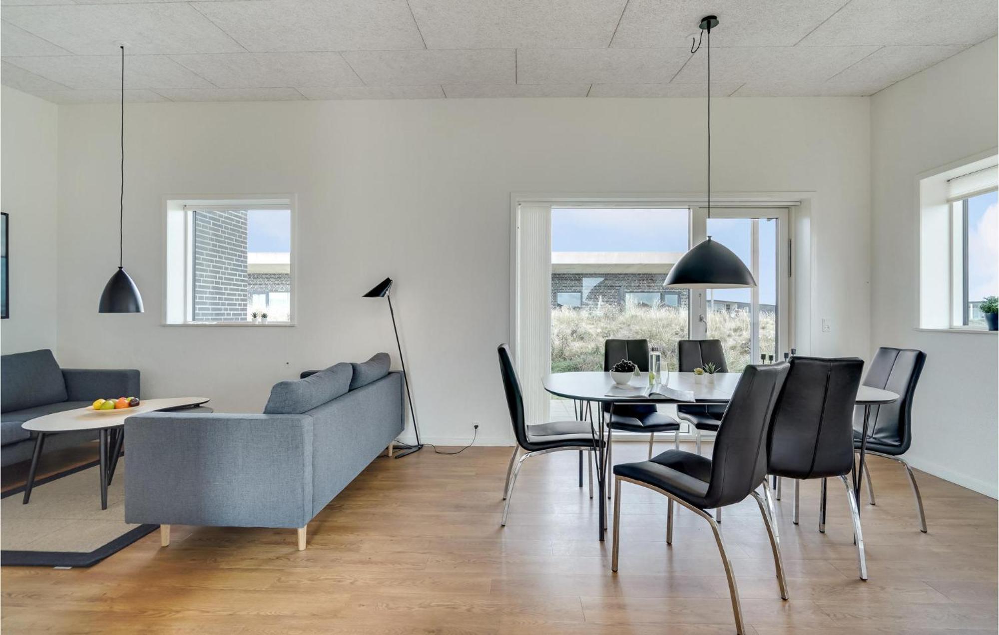 Gorgeous Home In Ringkobing With House A Panoramic View Søndervig Exteriör bild